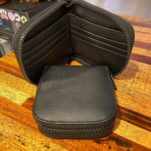 BILLETERA NOT THE SAME